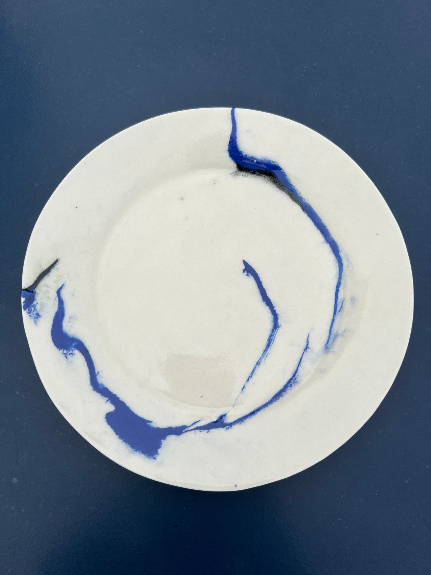 marble blue and black plate