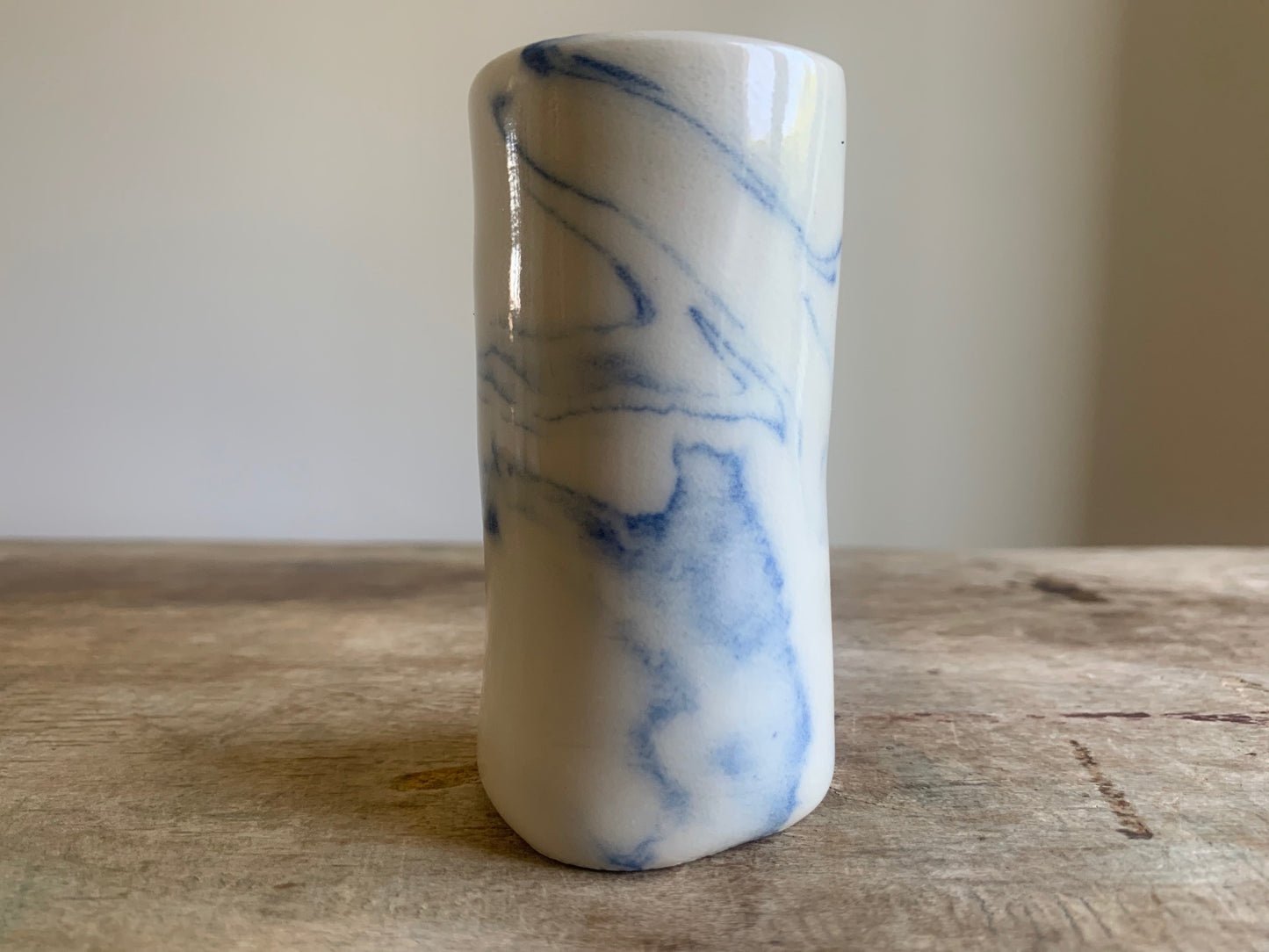 marble-lee bud vase