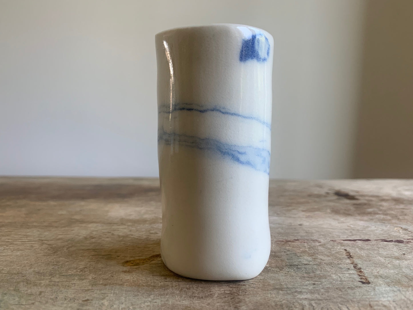 marble-lee bud vase