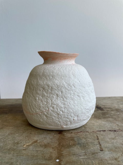 vase 1 - orange/white