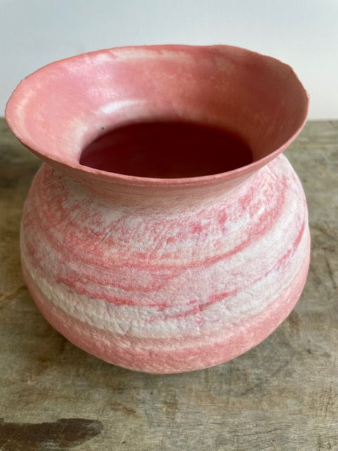 vase 13 - white/pink